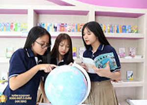 Đồng phục học sinh