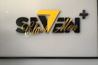 Gia công chữ nổi