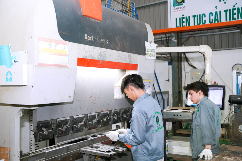 Hình ảnh nhà xưởng An Khánh - Tủ Bảng Điện An Khánh - Công Ty CP Cơ Khí Chính Xác An Khánh