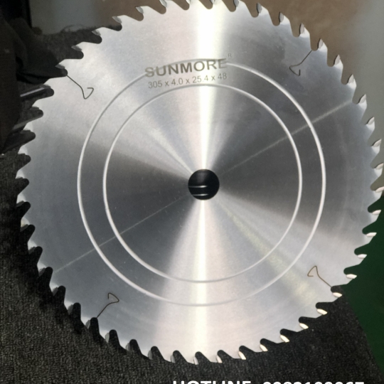 Lưỡi cắt gỗ tự nhiên size 205