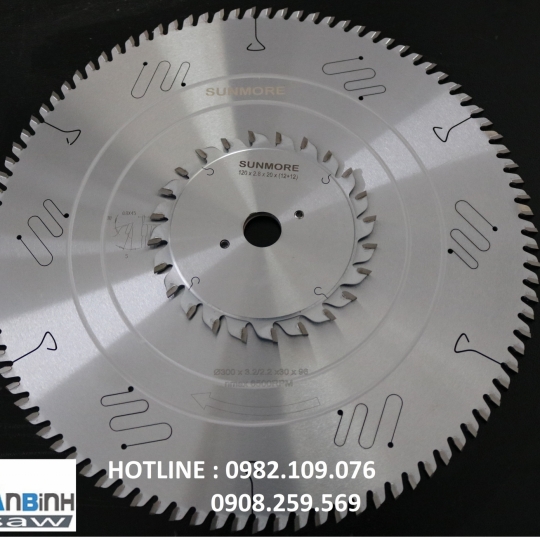 Lưỡi cưa máy bàn trượt