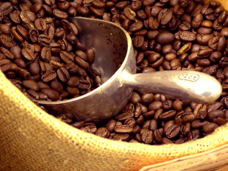 Nông sản cà phê - Nông Sản New Century Vision - Công Ty TNHH New Century Vision