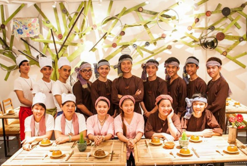 Đồng phục quán ăn - Xưởng áo Thun Dony - Công Ty TNHH Dony Việt Nam