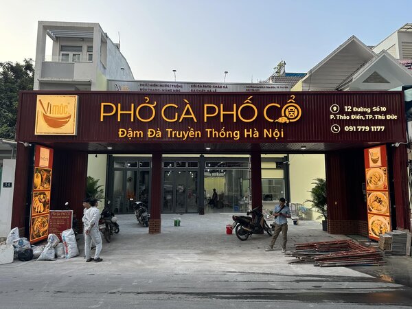Cửa hàng phở gà phố cổ - Xây Dựng Bách Việt - Công Ty Cổ Phần Đầu Tư Và Xây Dựng Công Nghiệp Bách Việt