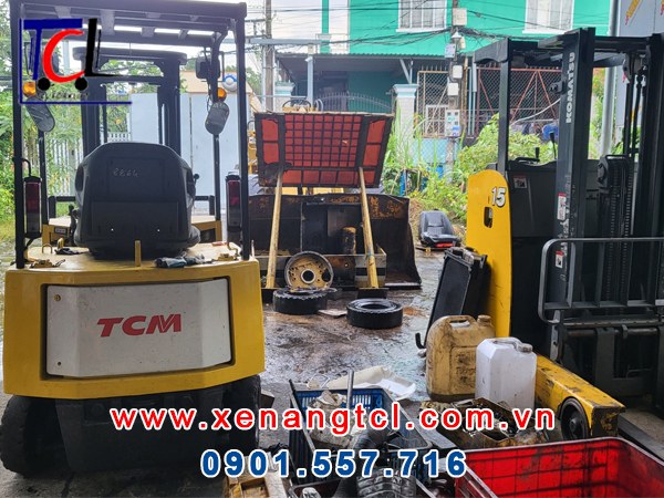 Sửa chữa phụ tùng xe nâng