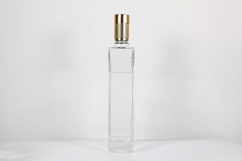 Chai thủy tinh vuông đều 500ml
