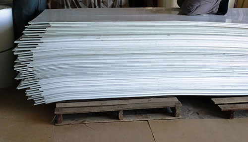 Ván nhựa trắng đục - Ván Nhựa PVC Linh Phương - Công Ty TNHH Phát Triển Thương Mại Linh Phương