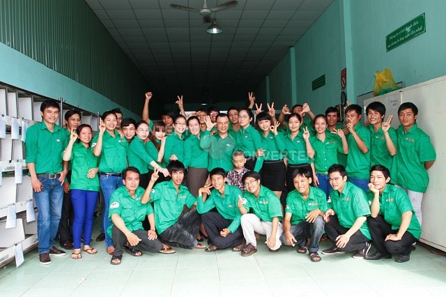 Đội ngũ nhân viên - Suất Ăn Công Nghiệp Nguyên Khang - Công Ty TNHH Sản Xuất Thương Mại Dịch Vụ Nguyên Khang