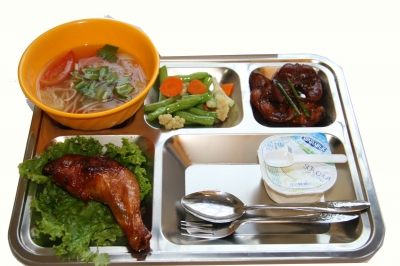 Suất ăn công nghiệp