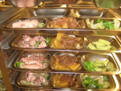 Suất ăn công nghiệp