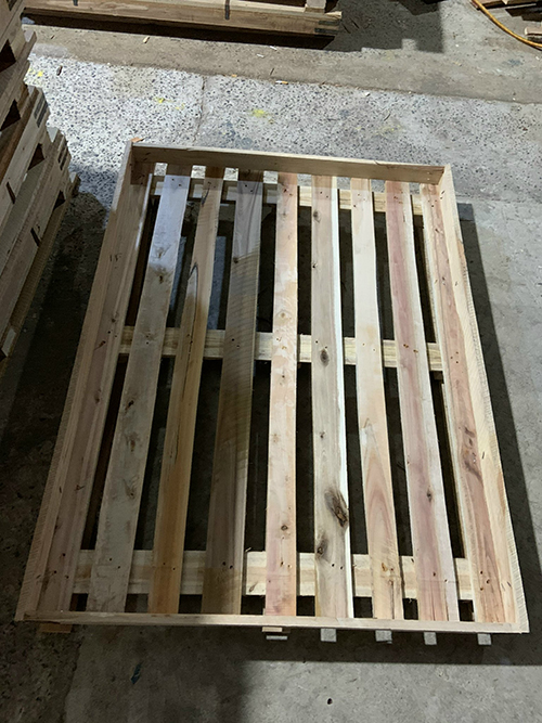 Pallet gỗ