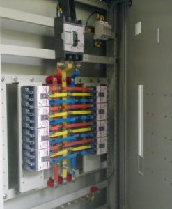 Tủ điện động lực 200A - Thiết Bị Điện & Cơ Khí Hữu Vụ - Công Ty TNHH Điện Tự Động Hóa Hữu Vụ