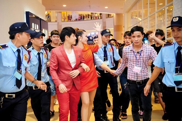 Dịch vụ bảo vệ yếu nhân