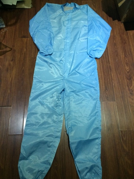 Quần áo chống tĩnh điện
