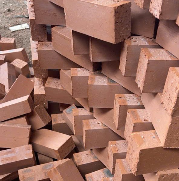 Gạch thẻ Đại Hiệp Trung