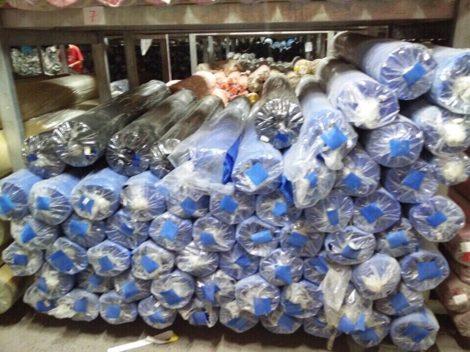Kho chứa vải bố Gia Hân