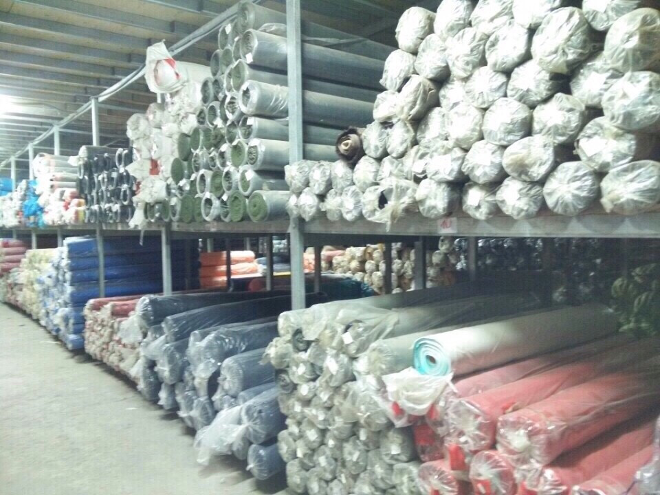 Kho chứa vải bố Gia Hân