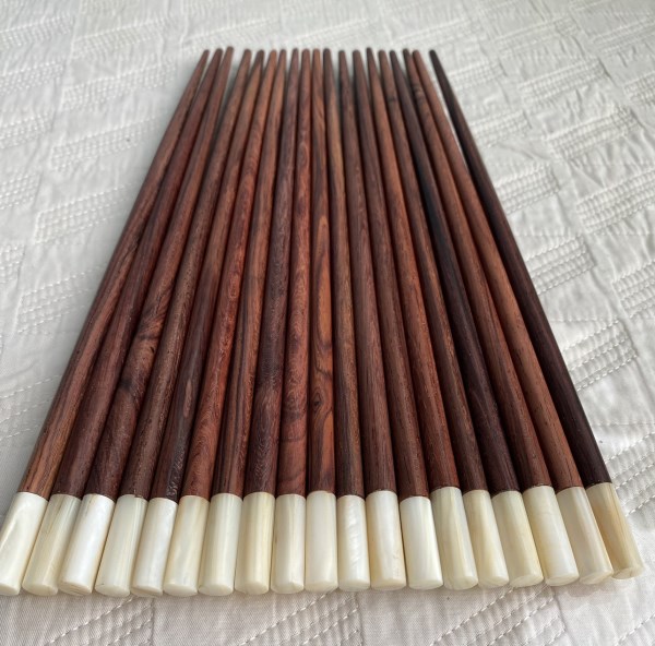 Đũa gỗ cao cấp - Đồ Thủ Công Mỹ Nghệ Tín Trung - Công Ty TNHH Sản Xuất Thương Mại Xuất Nhập Khẩu Tín Trung