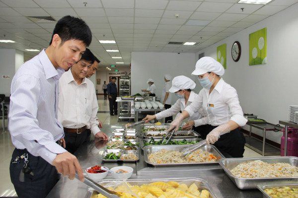 Suất ăn công nghiệp - Công ty TNHH SX TM DV Thực Phẩm Xanh Hà Nam