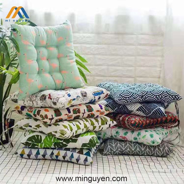 Đệm lót ngồi vải linen 45x45cm - Quà Tặng Mi Nguyễn - Công Ty TNHH Sản Xuất Thương Mại Dịch Vụ Mi Nguyễn