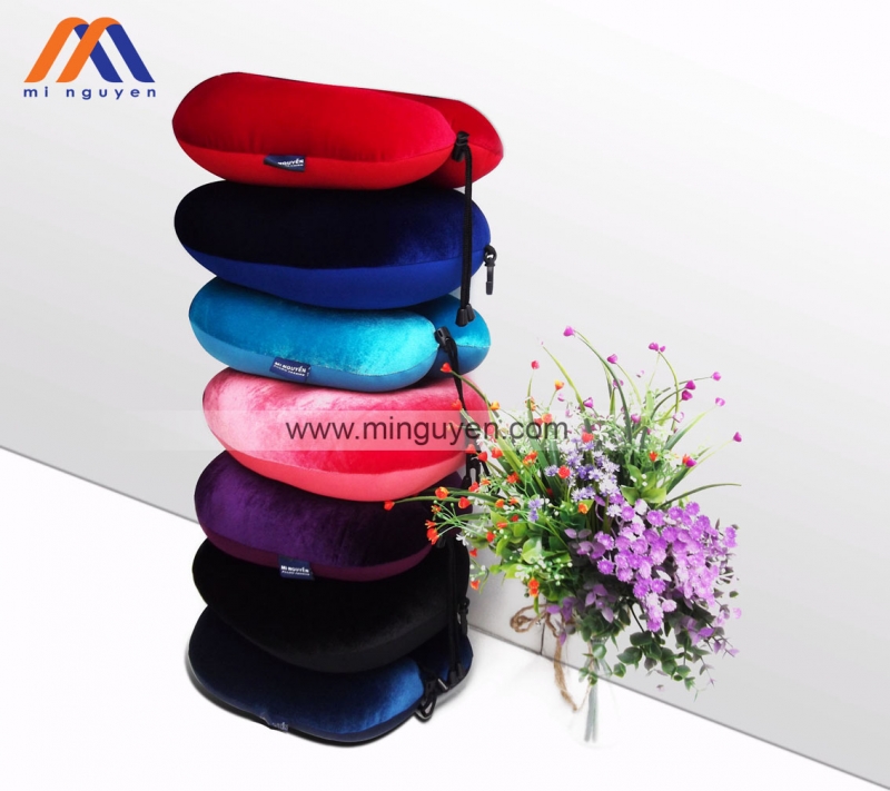 Gối kê cổ hạt 2 mặt thun - nhung - Quà Tặng Mi Nguyễn - Công Ty TNHH Sản Xuất Thương Mại Dịch Vụ Mi Nguyễn