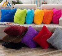 Gối tựa lưng vải lông thú dày - Quà Tặng Mi Nguyễn - Công Ty TNHH Sản Xuất Thương Mại Dịch Vụ Mi Nguyễn