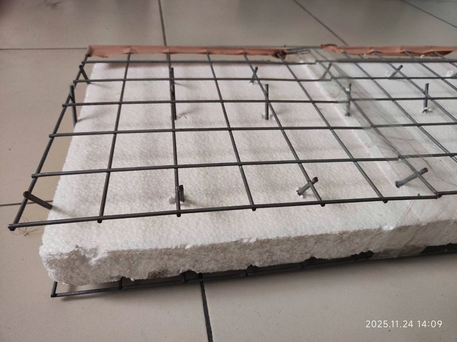 Tấm Sandwich M2 - Ván Gỗ Phúc Liên Mộc Nghiệp - Công Ty TNHH Phúc Liên Mộc Nghiệp