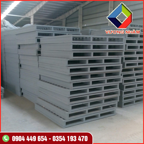 Pallet sắt