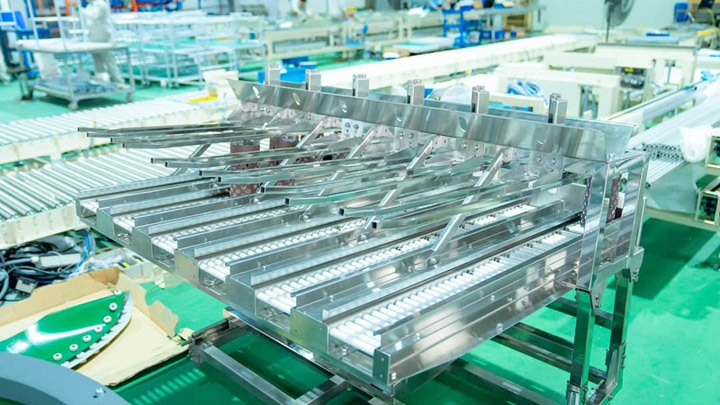 Băng tải con lăn