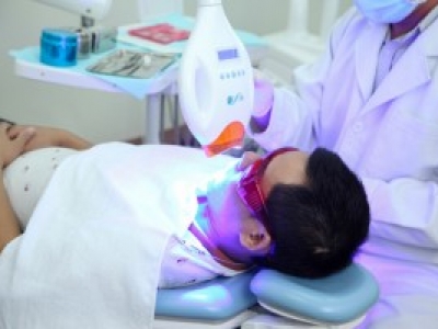Tẩy trắng răng bằng công nghệ Plasma - Nha Khoa Đại Sứ