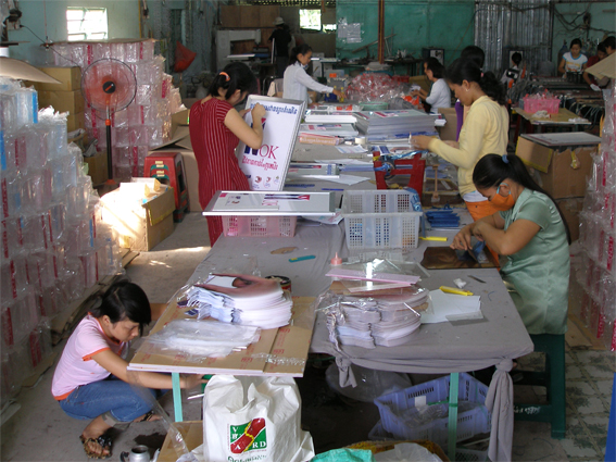 Hình ảnh sản xuất - Quảng Cáo Nam Bình Phong - Công Ty TNHH Sản Xuất Thương Mại Dịch Vụ Xuất Nhập Khẩu Nam Bình Phong
