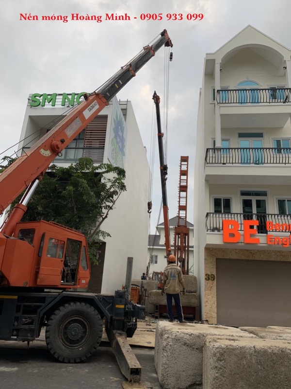 Thi công ép cọc bê tông - Thi Công Nền Móng Hoàng Minh - Công Ty TNHH Xây Dựng Nền Móng Hoàng Minh