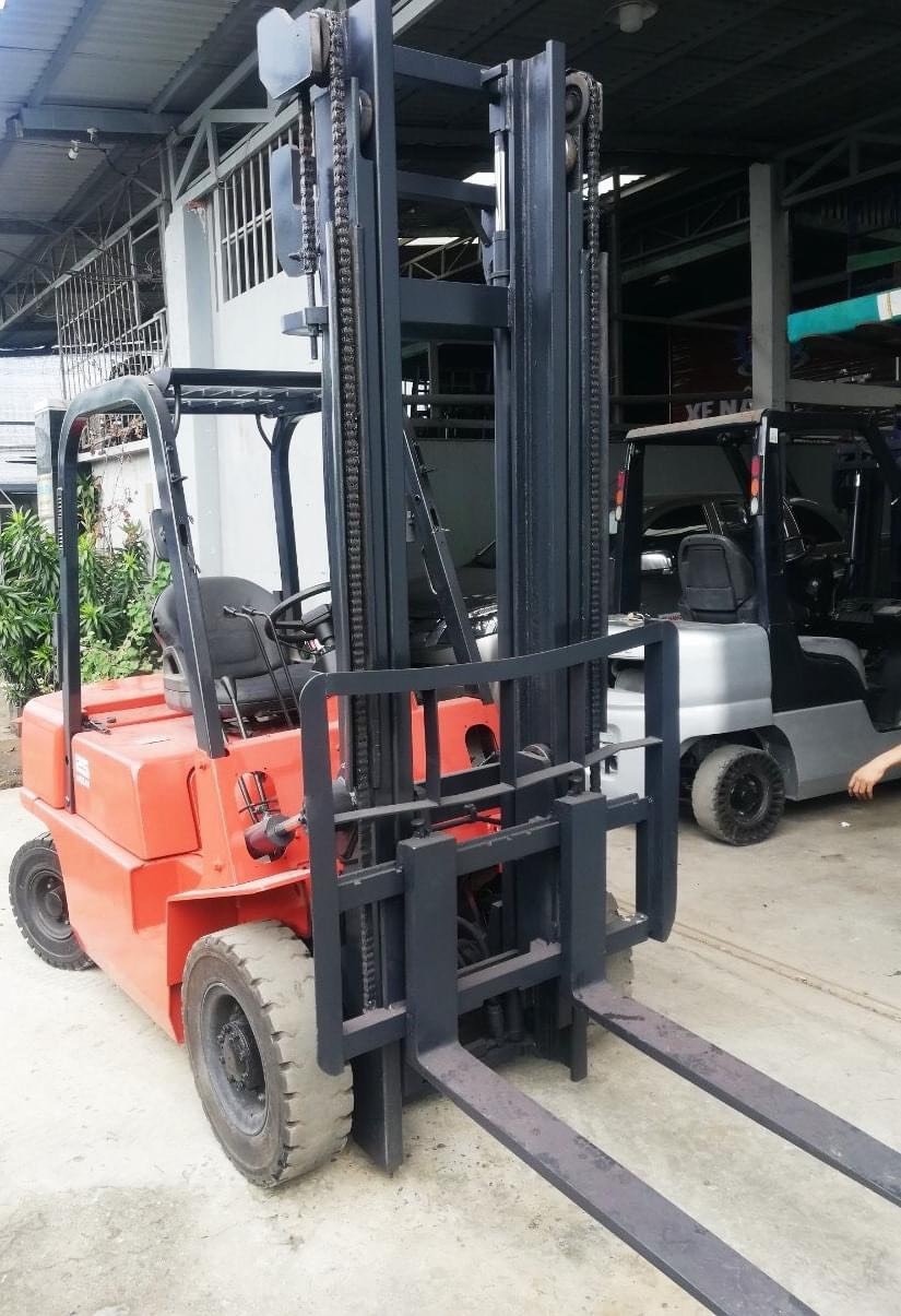 Xe nâng Thuận Tiến - Xe Nâng Thuận Tiến - Công Ty TNHH TM DV Kỹ Thuật Thuận Tiến Forklift