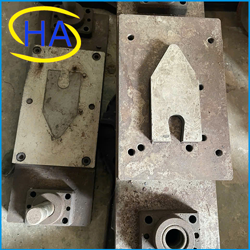 Khuôn đột dập liên hoàn - Khuôn Mẫu Hải Anh - Công Ty TNHH Khuôn Mẫu Hải Anh