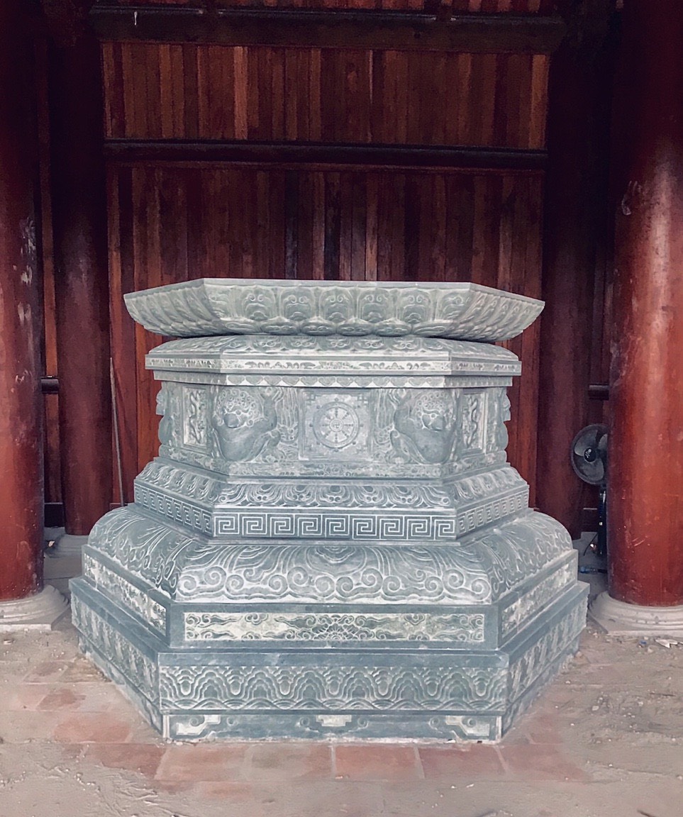 Đồ thờ đá - Đá Mỹ Nghệ Xuân Đoàn - Doanh Nghiệp Tư Nhân Đá Mỹ Nghệ Xuân Đoàn