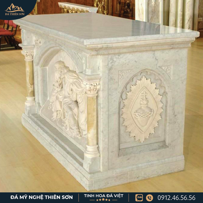 Bàn thờ đá công giáo