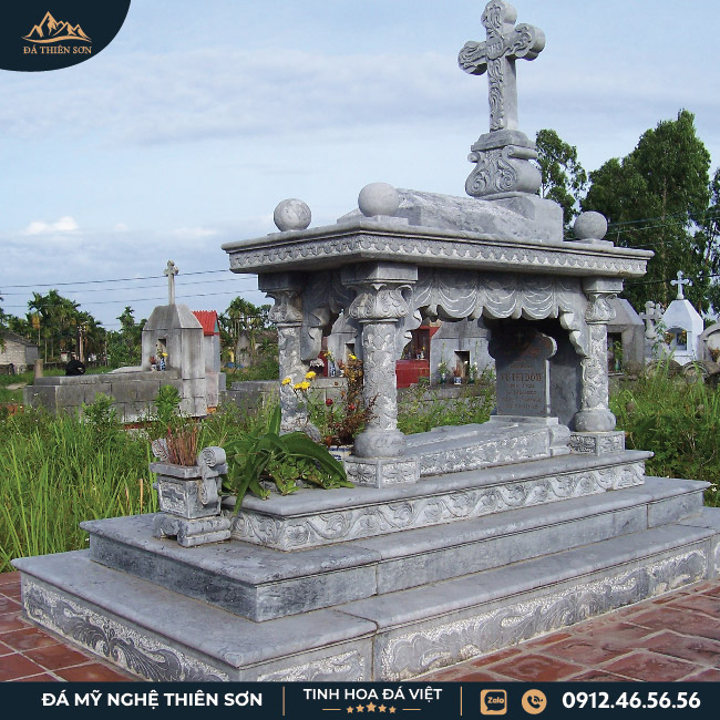 Mộ đá công giáo