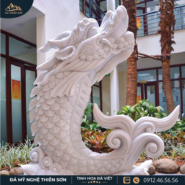 Tượng cá chép hóa rồng