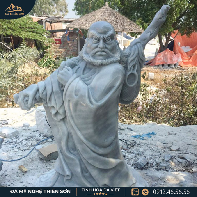 Tượng đạt ma sư tổ bằng đá