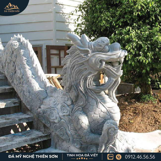 Tượng rồng đá