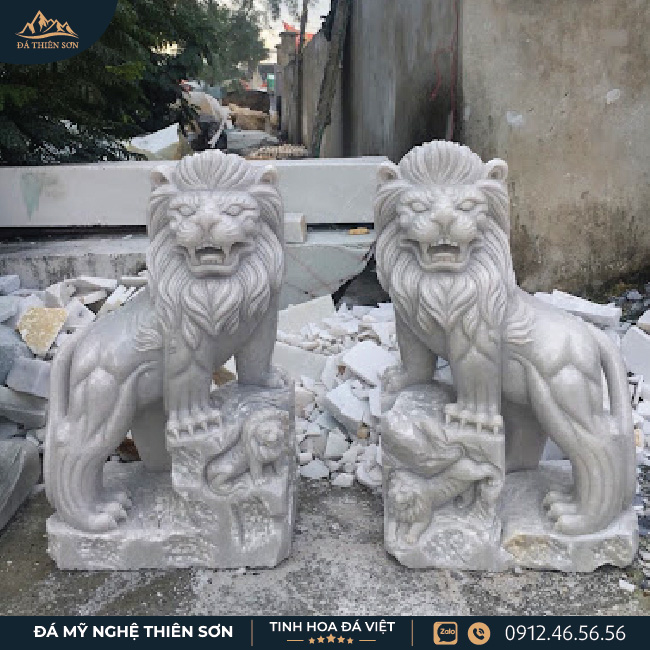 Tượng sư tử đá