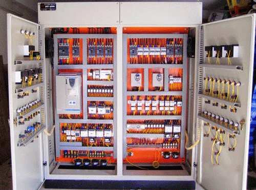 Tủ điều khiển - Cáp Điện Cẩm Phát - Công Ty TNHH Thương Mại Cẩm Phát