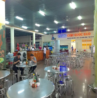 Hình ảnh trong nhà hàng - Trạm Dừng Nghỉ Quốc Bảo - CN DNTN Xăng Dầu Quốc Bảo