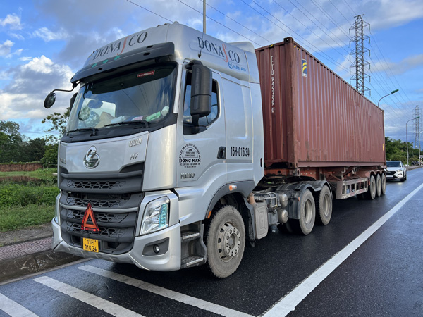 Dịch vụ vận tải đường bộ - DONASCO Logistics  - Công Ty TNHH DONASCO