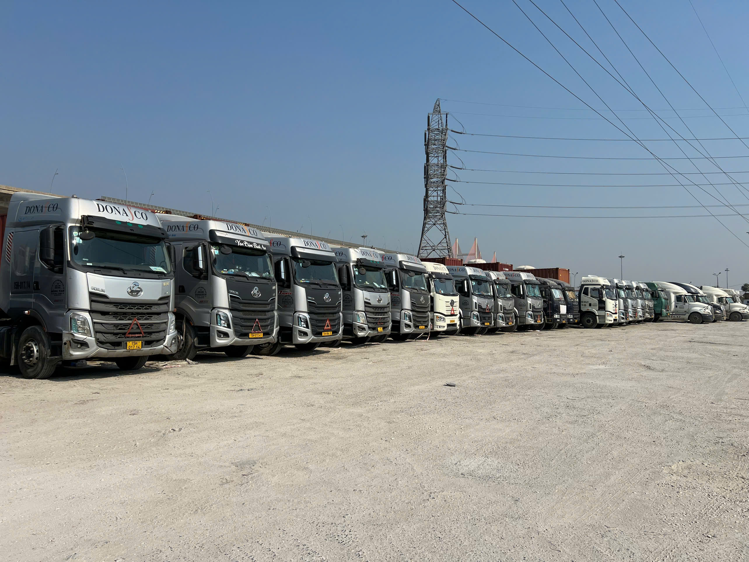 Dịch vụ vận tải đường bộ - DONASCO Logistics  - Công Ty TNHH DONASCO