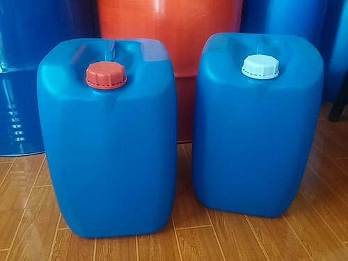 Can nhựa 30L - Công Ty CP Thương Mại Công Trình Đô Thị Hòa An