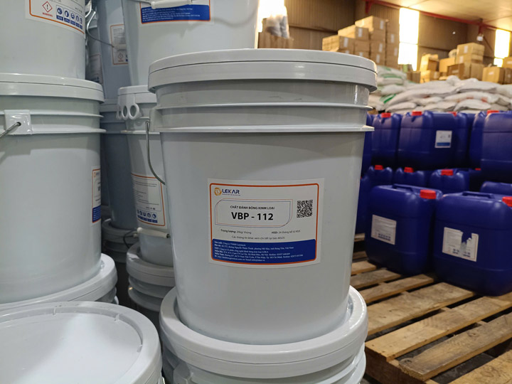 Chất đánh bóng kim loại VBP-112