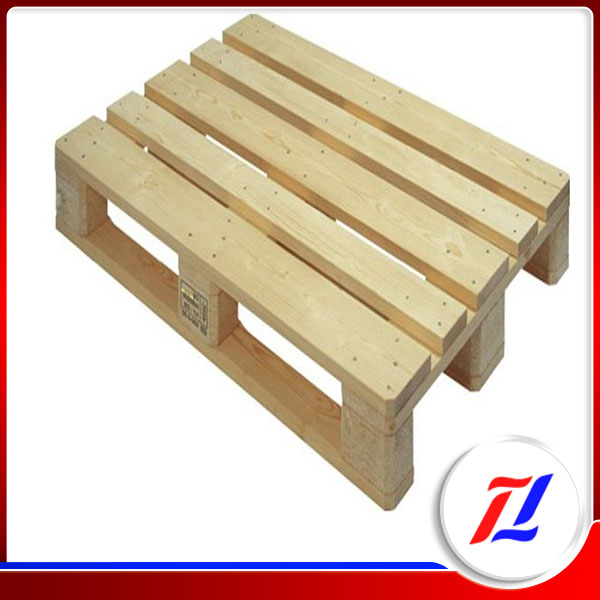 Pallet gỗ 4 hướng nâng - Bao Bì Thăng Long - Công Ty TNHH Sản Xuất Bao Bì Thăng Long