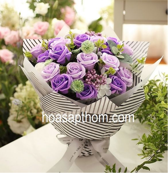 Hoa hồng sáp thơm cao cấp 20 bông màu tím - Phụ Kiện Ngành Hoa Hà Mi - Công Ty TNHH Thương Mại Dịch Vụ Hà Mi