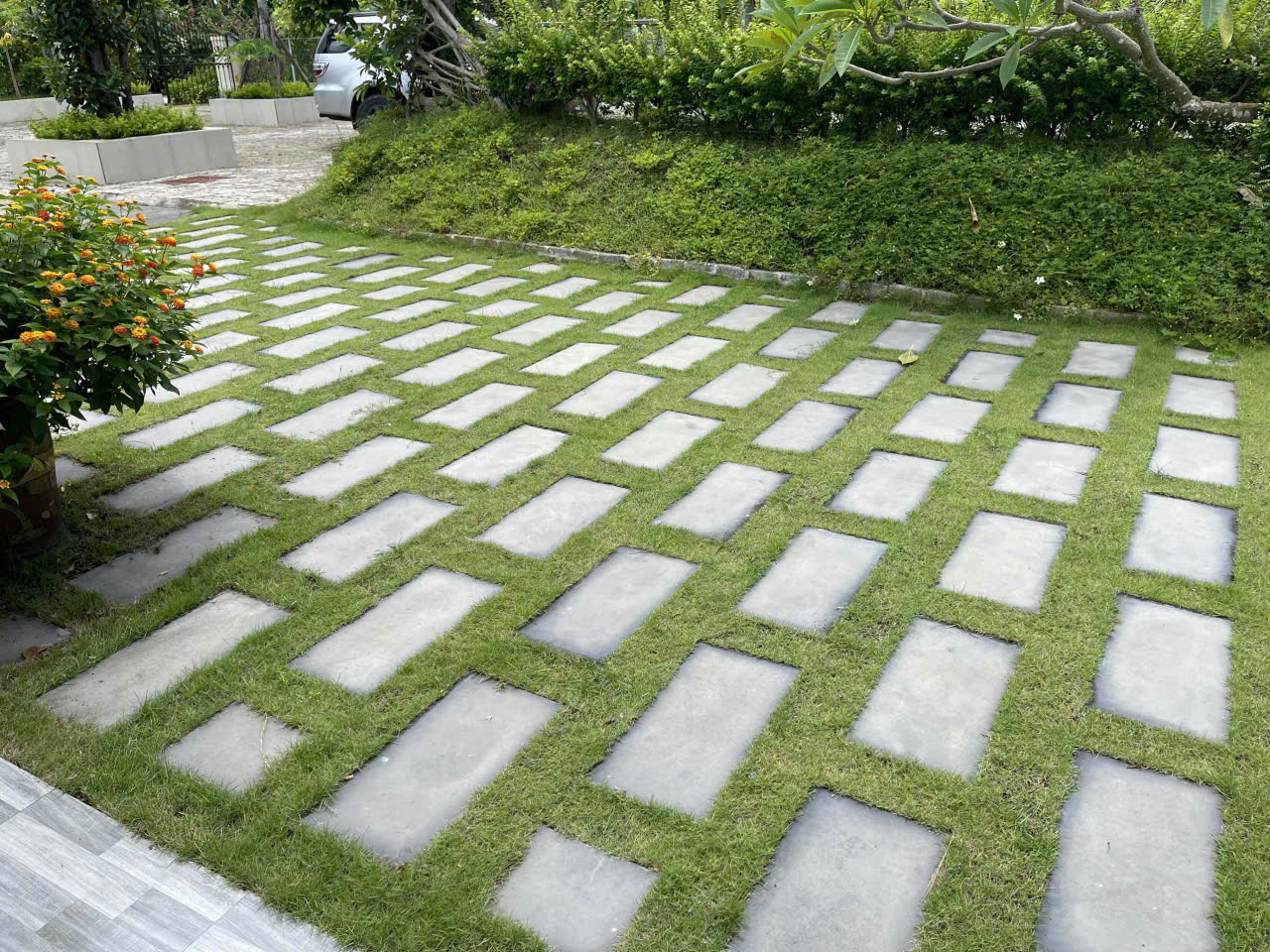Gạch lát sân vườn - Gạch Long Hưng - Công Ty TNHH Gạch Long Hưng